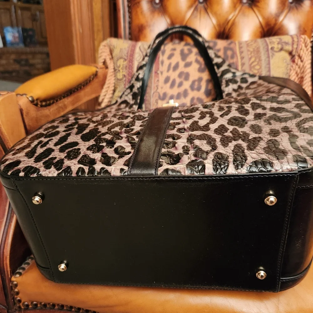 Beautiful Brahmin Carla Oversize Tote--Snow Leopard, Snowfall Leather Bag-Rare - Picture 4 of 4